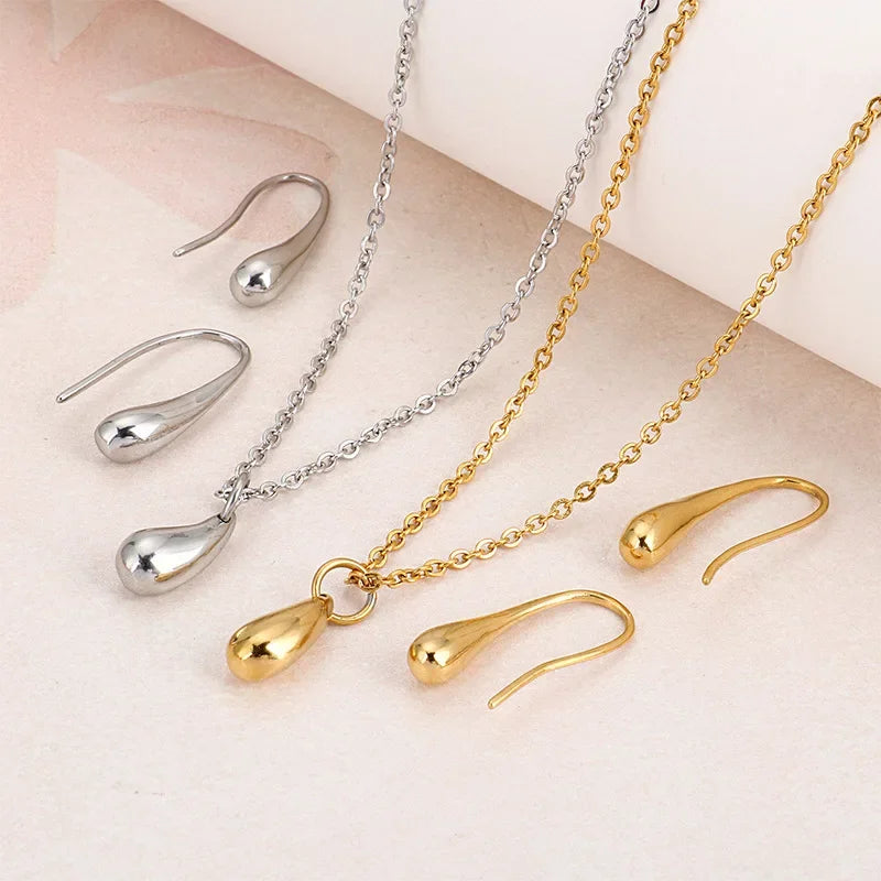 4-Piece Teardrop Jewelry Set for Women – Necklace, Earrings, Bracelet & Ring