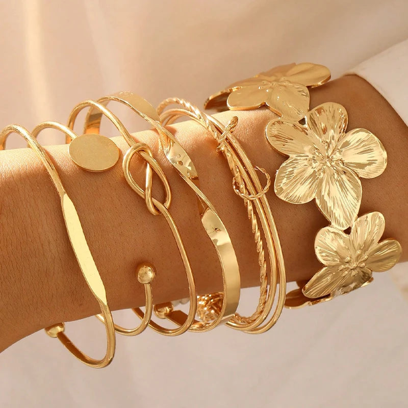 Elegant Vintage Floral Twist Gold Bangle Bracelet Set for Women
