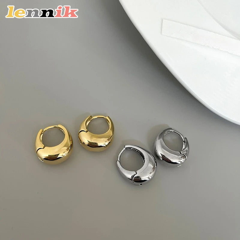 Elegant 3D Metal Stud Earrings for Women – Copper Fashion Jewelry Gift