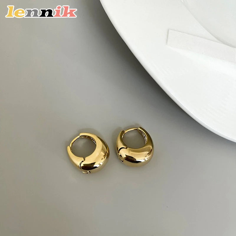 Elegant 3D Metal Stud Earrings for Women – Copper Fashion Jewelry Gift