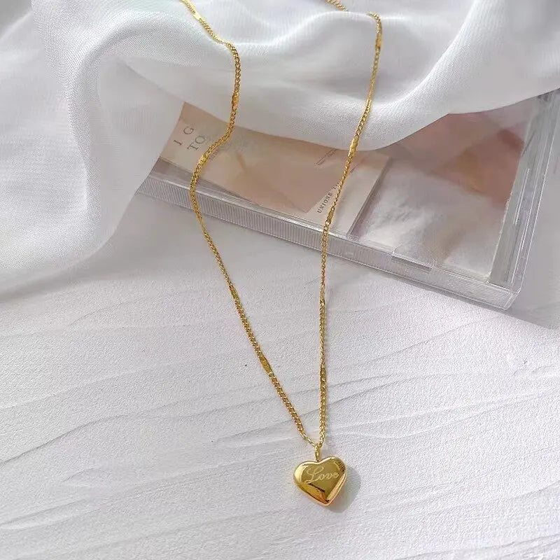 Gold Color Heart Pendant Necklace for Women – Simple Zinc Alloy Collarbone Chain