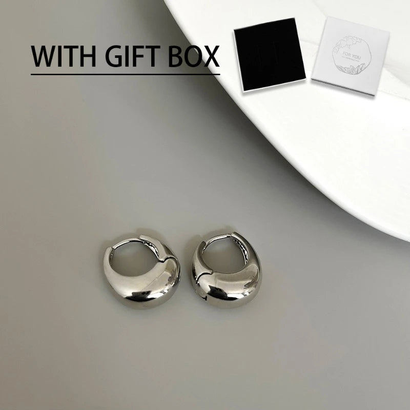 Elegant 3D Metal Stud Earrings for Women – Copper Fashion Jewelry Gift