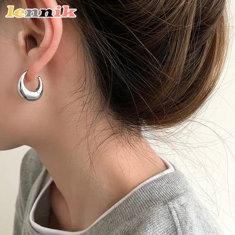 Elegant 3D Metal Stud Earrings for Women – Copper Fashion Jewelry Gift