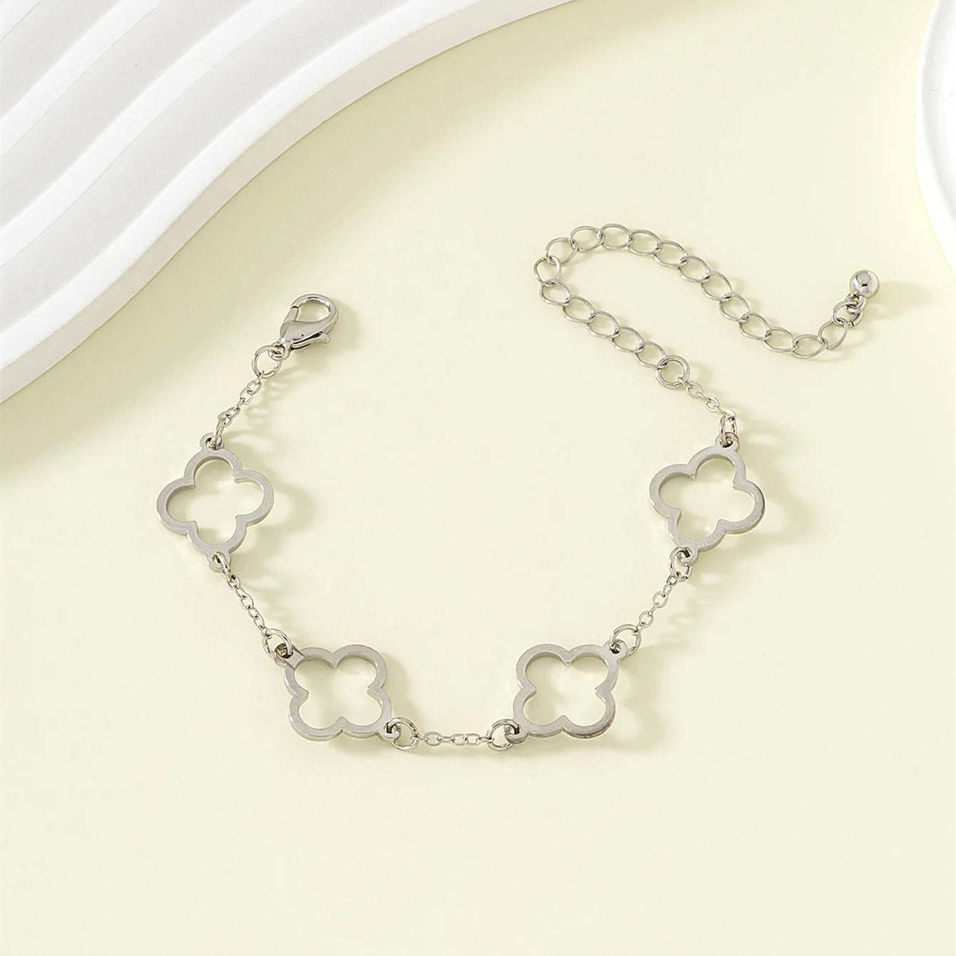 Four-Leaf Clover Zircon Flower Bracelet for Women – Stainless Steel Chain